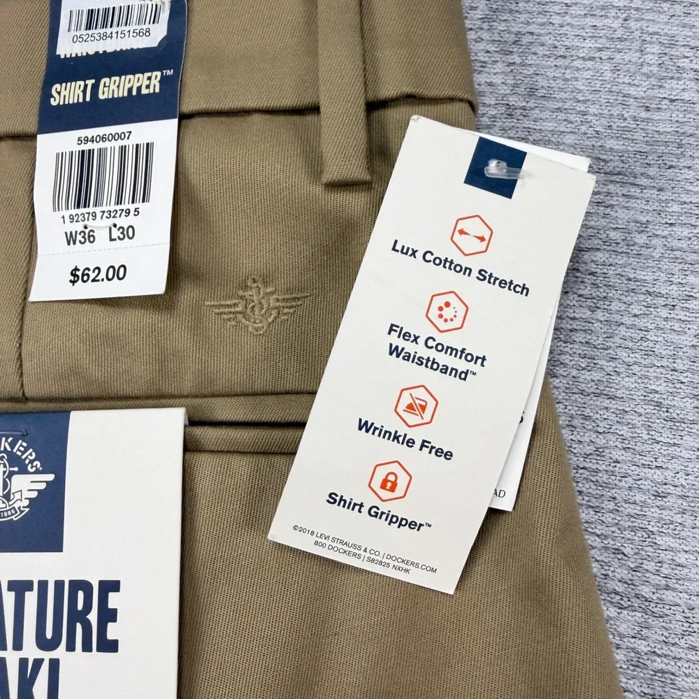 Dockers Signature Khaki Mens 36x30 Tan Straight Fit‎ Lux Cotton Stretch MSRP $62